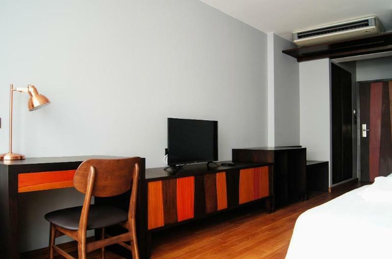 Zen Rooms Zleepmotion Banguecoque Exterior foto